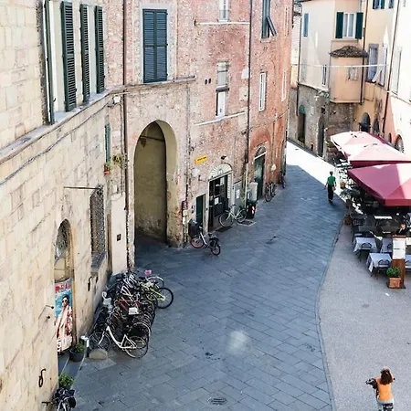Dimora Lucchese Lucca