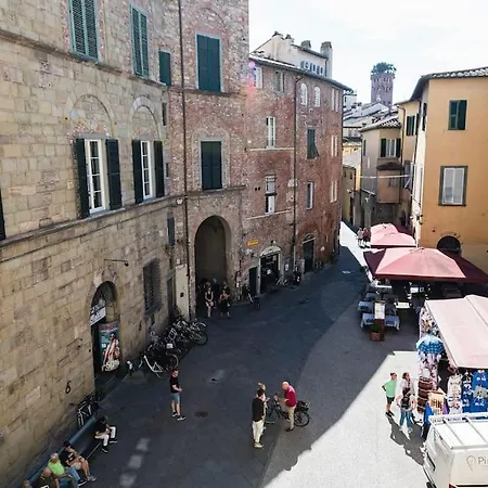 Dimora Lucchese * Lucca